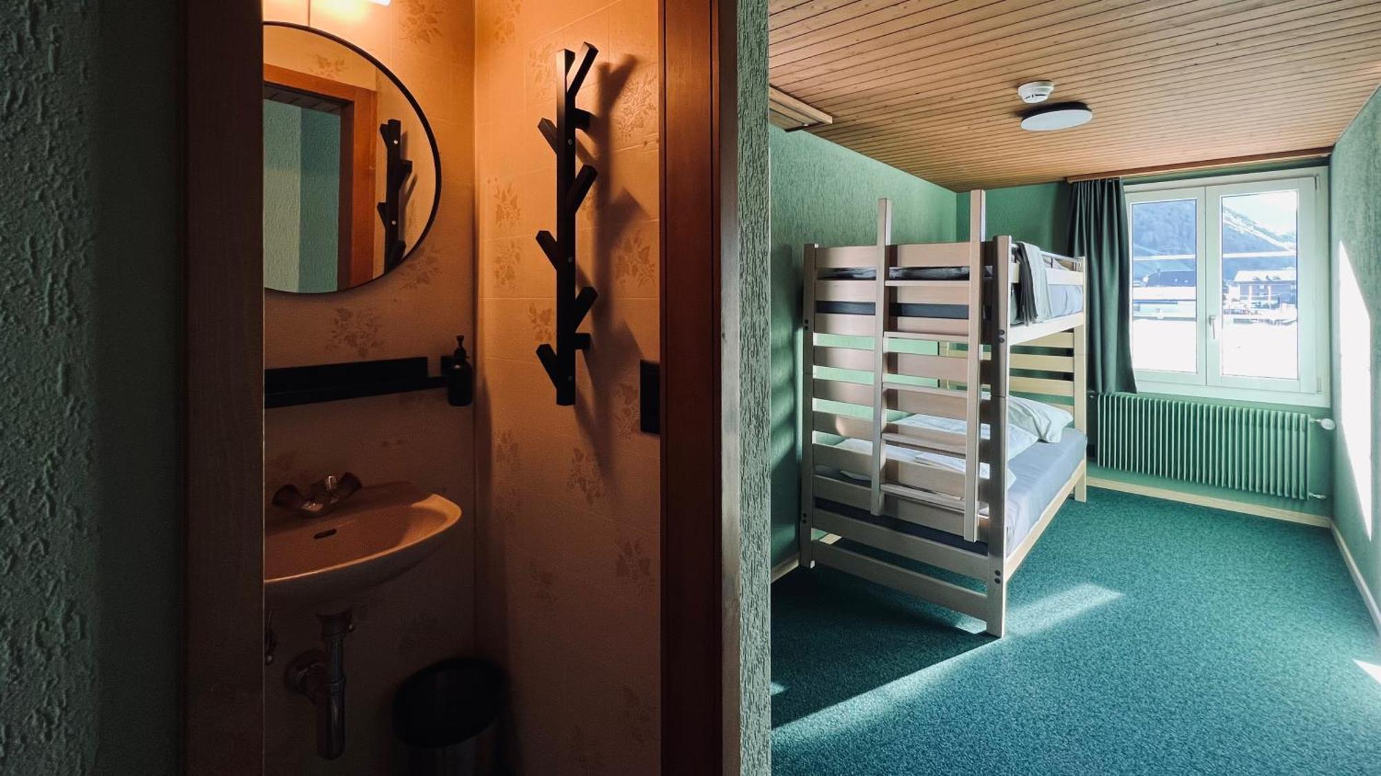 Hotel Alpina Einhorn - Self-Check-In Wolfenschiessen Esterno foto